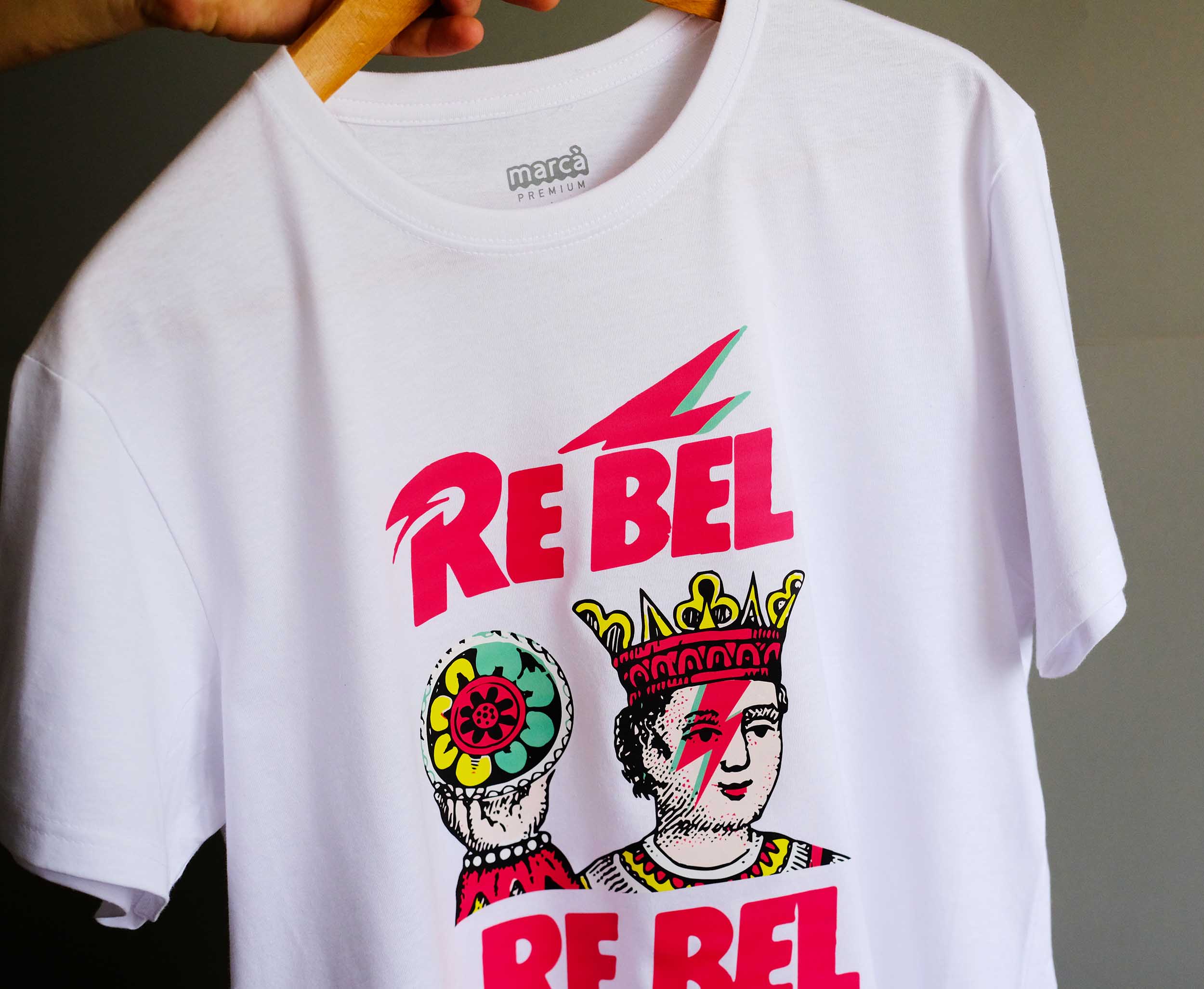 T-Shirt Nera V per VECIA DE SPADE