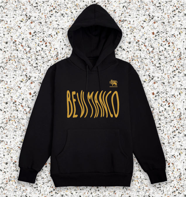 Felpa Nera con cappuccio Premium BEVI MANCO con scritta Gialla